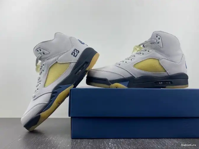 One Kick A FZ5758-004 Jordan Ma 5 WMNS x Air Maniere 0519